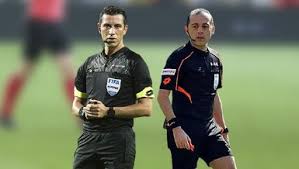.shakhtar donetsk takımları arasında 25 kasım çarşamba günü oynanacak uefa şampiyonlar ligi b grubu müsabakasını yönetecek. Cuneyt Cakir Ve Ali Palabiyik Uefa Sampiyonlar Ligi Maclarinda Gorevlendirildi Fotomac