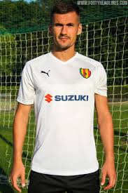 W tyskim zespole testowany był hiszpański pomocnik w sparingu rozegranym w opalenicy gks tychy przegrał z koroną kielce 1:2 (0:1). Stunning Puma Korona Kielce 19 20 Home Away Kits Released Footy Headlines