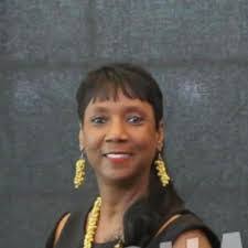 Gail Doss's Instagram, Twitter & Facebook