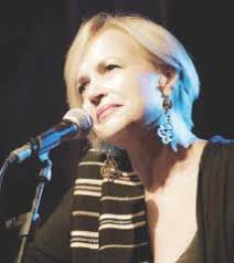 VIVO NEL TERRORE E NESSUNO INTERVIENE»