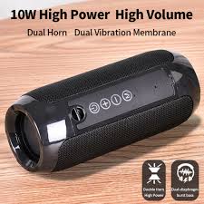 It has an elegant design with a fabric cover, a shockproof build with an ip67 rating for water and dust resistance, great sound, and fantastic battery life of up to 24 hours between charges, all at an amazing price. Tv Video Audio Bluetooth Speaker Wireless Waterproof Outdoor Stereo Super Bass Fm Portable W2f0 Tragbare Gerate Kopfhorer
