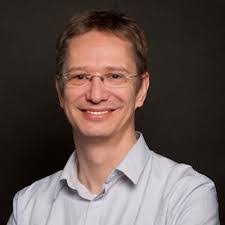 Derek Harding's Instagram, Twitter & Facebook