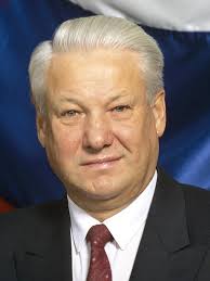 En novembre 1978, gorbatchev a été nommé secrétaire du comité central.119 sa nomination avait été approuvée à l'unanimité par les membres. Boris Yeltsin Wikipedia