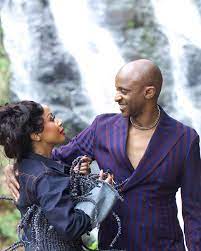 Mzansi Stories - Kelly Khumalo celebrates Valentines with her partner  Arthur Mafokate. 😍 | Facebook