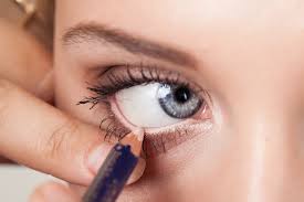 Can you guide me how to use kajal\eye pencil so that my eyes look bigger and wide open. How To Make Eyes Bigger 5 Eyeliner Tricks Revealed The Urban Guide