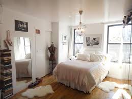 Check spelling or type a new query. How To Decorate A Bedroom Without Headboard