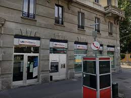 Una nuova sfida, dopo quella vinta a brescia. Milano Rapina In Banca Si Fanno Scudo Di Un Dipendente Per Minacciare Gli Altri Corriere It