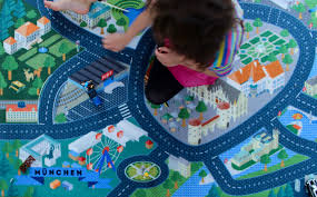 Es sind insgesamt 40 anbieter und. Unsere Neue Heimatpiste Ein Teppich Voll Munchen Werbung Allesinklein