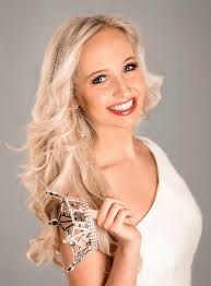 Teen Sisterhood — Miss Oregon Scholarship Program