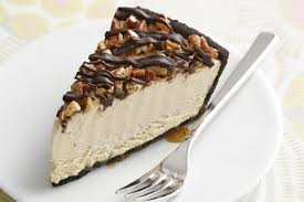 Tarte Tortue Glacee Au Beurre D Arachide Qu Est Ce Qui Mijote De Kraft Recipe Turtle Pie Recipe Frozen Dessert Recipe Turtle Pie