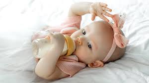 Susu formula untuk bayi bebelove 1 bebas kandungan gula pasir tambahan sehingga aman dan tidak akan mengakibatkan obesitas. 10 Rekomendasi Susu Formula Untuk Bayi Usia 0 12 Bulan Ibupedia