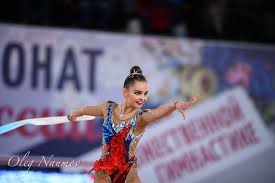 Jun 13, 2021 · золото завоевала россиянка дина аверина (24,700), ее сестра арина стала третьей. Oleg Naumov On Instagram Arina Averina Chempionat Rossii 2020 Dvorec Hudozhestvennoj Gimnastiki Iriny Viner Usm Gimnastika Hudozhestvennaya Gimnastika Rossiya