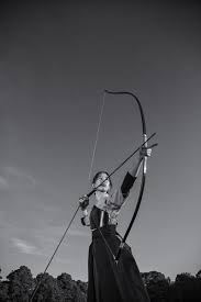 Pin By Jethro On Martial Arts Zen Archery Poses Martial Arts Female Samurai