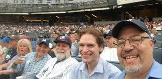 Fiona Huff's Instagram, Twitter & Facebook