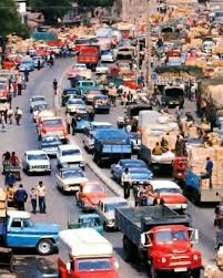Unkapani Sebze Hali 1970 Li Yillar Bu Nostaljik Fotograf Ve Videolari Sevdiklerinize De Gostermek Icin Begenmey 2020 Istanbul Sehir Sehir Silueti