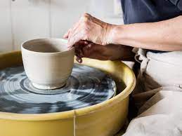 Portability of your pottery wheel. Important Features Of An Electric Potter S Wheel