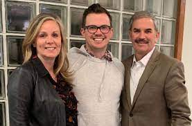 Honky tonk angels by ted swindley, measure for measure by william shakespeare, tuesdays with morrie, mary poppins, the 39 steps, and. Clarksville S Conversation Ryan Bowie Talks About The Magic Of The Roxy Regional Theatre Clarksvillenow Com
