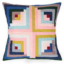 Explore the possibilities with our list of 38 free log cabin quilt patterns. Sarah Hibbert S Log Cabin Pattern Box Cushion For The Quilters Guild