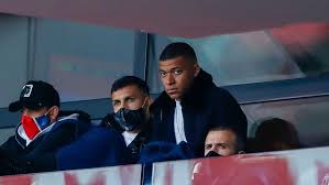La curiosa razón por la que el PSG no puede dejar a Mbappé un año en