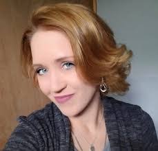 Erin Wells's Instagram, Twitter & Facebook