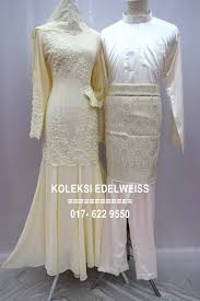 Model kebaya akad nikah berjilbab muslimah warna putih terbaru. 30 Trend Terbaru Baju Nikah Lelaki Warna Cream Lamaz Morradean