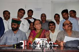 Veteran congress leader and leader of opposition in uttarakhand assembly indira hridayesh passed away in delhi on sunday. Indira Hridayesh S Press Conference