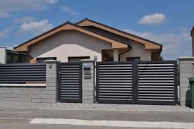 Untuk ukuran pagar yang ideal adalah antara 1.2 hingga 1.5 meter, namun sebaiknya harus disesuaikan dengan. 7 Model Pagar Rumah Minimalis Terbaru Elegan Dan Modern