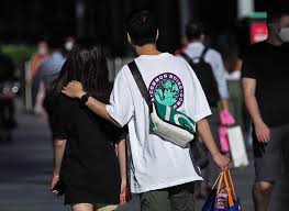 Malay mail spoke to several health experts, with some cautioning against adopting this model without careful consideration. Singaporean Women Prefer Taller And Richer Men Believe Men Should Make First Move Survey Shows Singapore Malay Mail