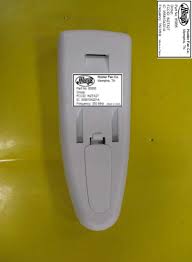 You don't have to move around to adjust with their newer innovations, these hunter ceiling fan remote comprise better materials that make them more durable and effective over long lifespans. Hunter Fan Model 85094 And Model 85095 Remote Control Tx27 Fcc Id In2tx27