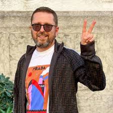 Join facebook to connect with анатолий шарий and others you may know. Sharij Poslal Zelenskogo V Zadnicu I Okazalsya V Rozyske Ukraina Byvshij Sssr Lenta Ru