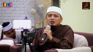 Ustaz wadi anuar dan isteri Ustaz Wadi Annuar Buang Dunia Dari Hati Kita Youtube