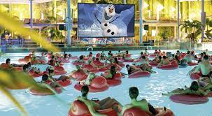 Web die therme erding bietet als größte therme der welt nicht nur eine riesige thermale badelandschaft, sondern darüber hinaus noch viele weitere einrichtungen und attraktionen. Rutschen Wahnsinn In Der Therme Erding Busnetz