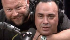 Eddie Bravo hilariously describes altercation with 'flat Earth' denier