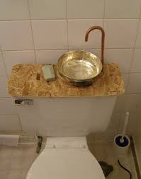 hack a toilet for free water. : 8 steps