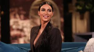 Instagram emilia clarke инстаграм эмилия кларк. Kim Kardashian Reportedly Makes 1 Million Per Instagram Post Allure