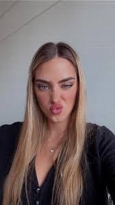 Sabrina Hebert's Instagram, Twitter & Facebook