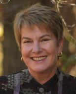 Stranglehold (Verity Birdwood, #5) by Jennifer Rowe