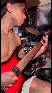 Black Gold Reign 🌙 #allshallperish #7string #shredder #guitarcover Fun  Fact 💡: Chris Storey the original All Shall Perish guitarist was my first  guitar instructor ever. Taught me all my shred skills that