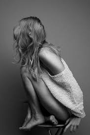 Black And White Photoshoot Ideas Mary Astrid Photography Women Black And White White Photography