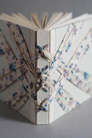 Amazing Diy Book Binding Ideas For Beginners Craft Directory Book Binding Diy Diy Book Bookbinding