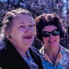 PHOTO OF THE DAY~~~~ Marlo and Ethel Merman