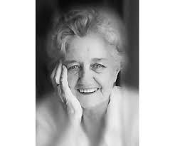 Veronica Oswald's Instagram, Twitter & Facebook