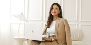 Meet Rachel Roberts | Brand & Web Designer - SHOUTOUT COLORADO