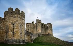 Life in a castle | English Heritage