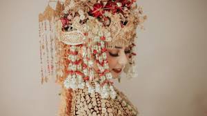 Aku sukanya, hengky salah satu mahakarya tersebut harus. Kombinasi Busana Pengantin Adat Sunda Dan Palembang Di Hari Akad