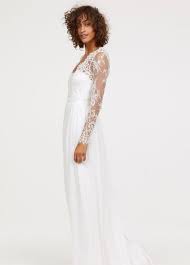 H M Are Selling A Wedding Dress That Looks Like Kate Middleton S Sarah Burton One But It S So Much Cheaper Mirror Online