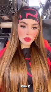 Ashley Lizardi's Instagram, Twitter & Facebook