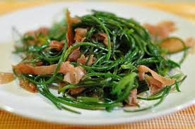 Dietro tanti nomi c'è lo stesso ortaggio, protagonista la pianta di agretti ha piccole dimensioni, si presenta come un cespuglio e non supera i 70 centimetri. Come Cucinare Gli Agretti Come Fare Tutto