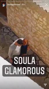 Η νικόλ είναι τελικά η νικήτρια του the bachelor, καταφέρνοντας οι τίτλοι τέλους του the bachelor έπεσαν στη μάνη, όπου ο παναγιώτης βασιλάκος ταξίδεψε με τις δύο φιναλίστ, νικόλ και βίβιαν. Brhkame Th Nikhtria Toy The Bachelor Fwto