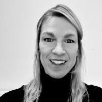 Lisa Stromberg's Instagram, Twitter & Facebook